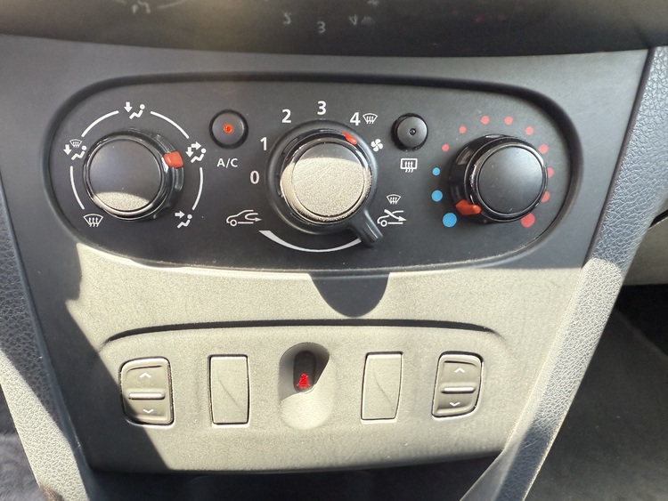 Dacia Sandero Stepway TCE 90cv -  EU6 foto 12
