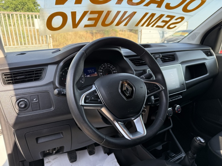 Renault Express Confort 1.5 Blue dCi 95 cv foto 12