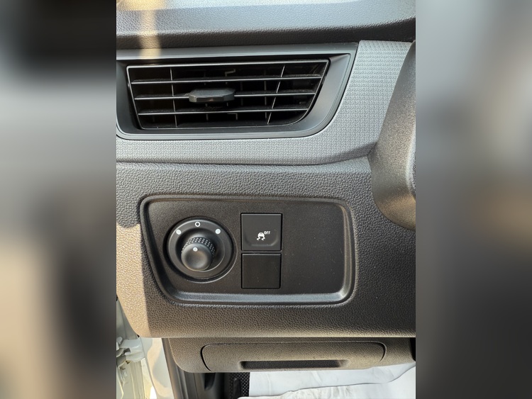 Renault Express Confort 1.5 Blue dCi 95 cv foto 14