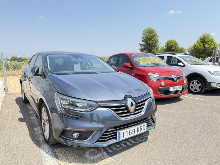 Renault Megane Zen Tce GPF 18 140cv foto 4