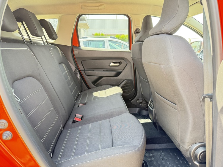 Dacia Duster Prestige TCE 4X2 EDC - AUTOMATICO - foto 19