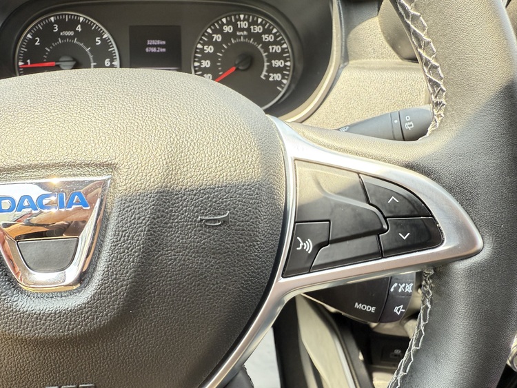 Dacia Duster Prestige TCE 4X2 EDC - AUTOMATICO - foto 25