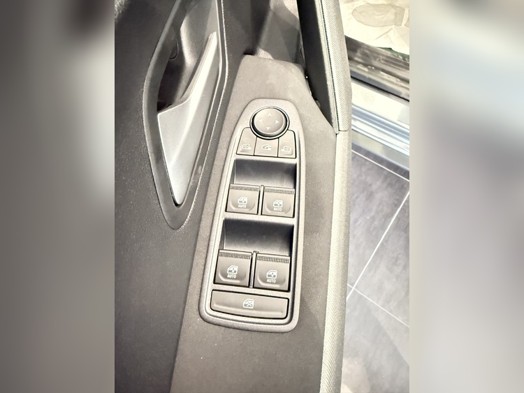 Dacia BIGSTER Journey HYBRID 4x2 foto 16