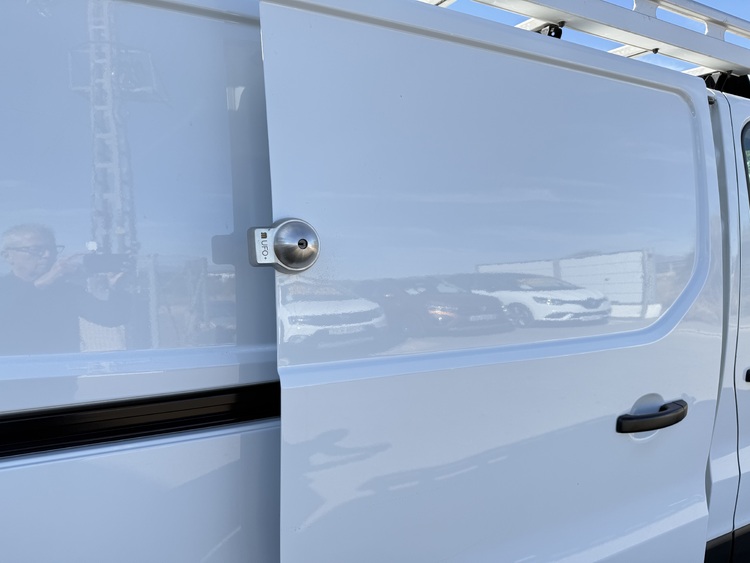 Renault Trafic Furgón 29 L2H1 Energy BluedCi 120cv. foto 15