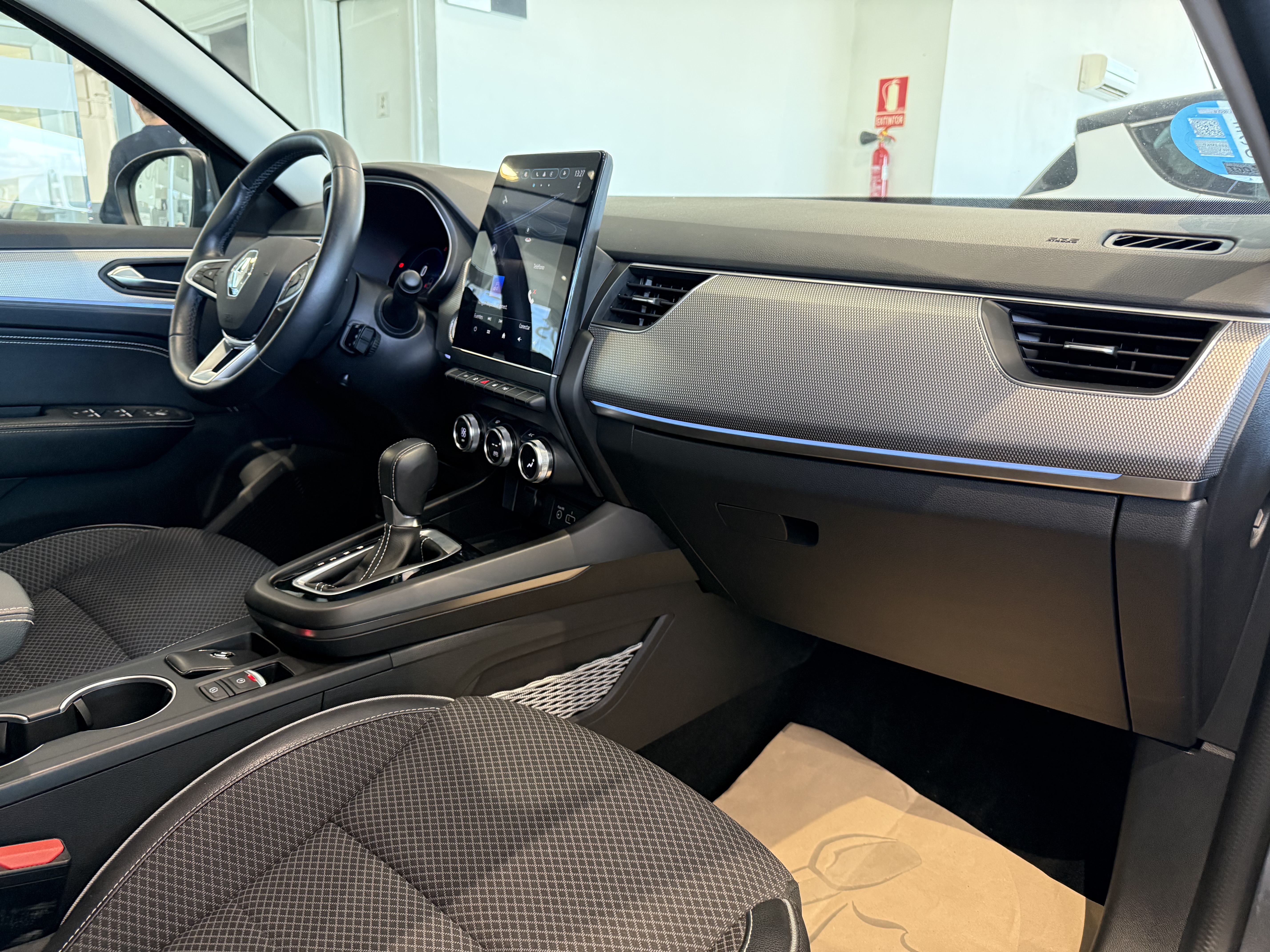 Renault Arkana ETECH full hybrid 105kW145CV foto 9
