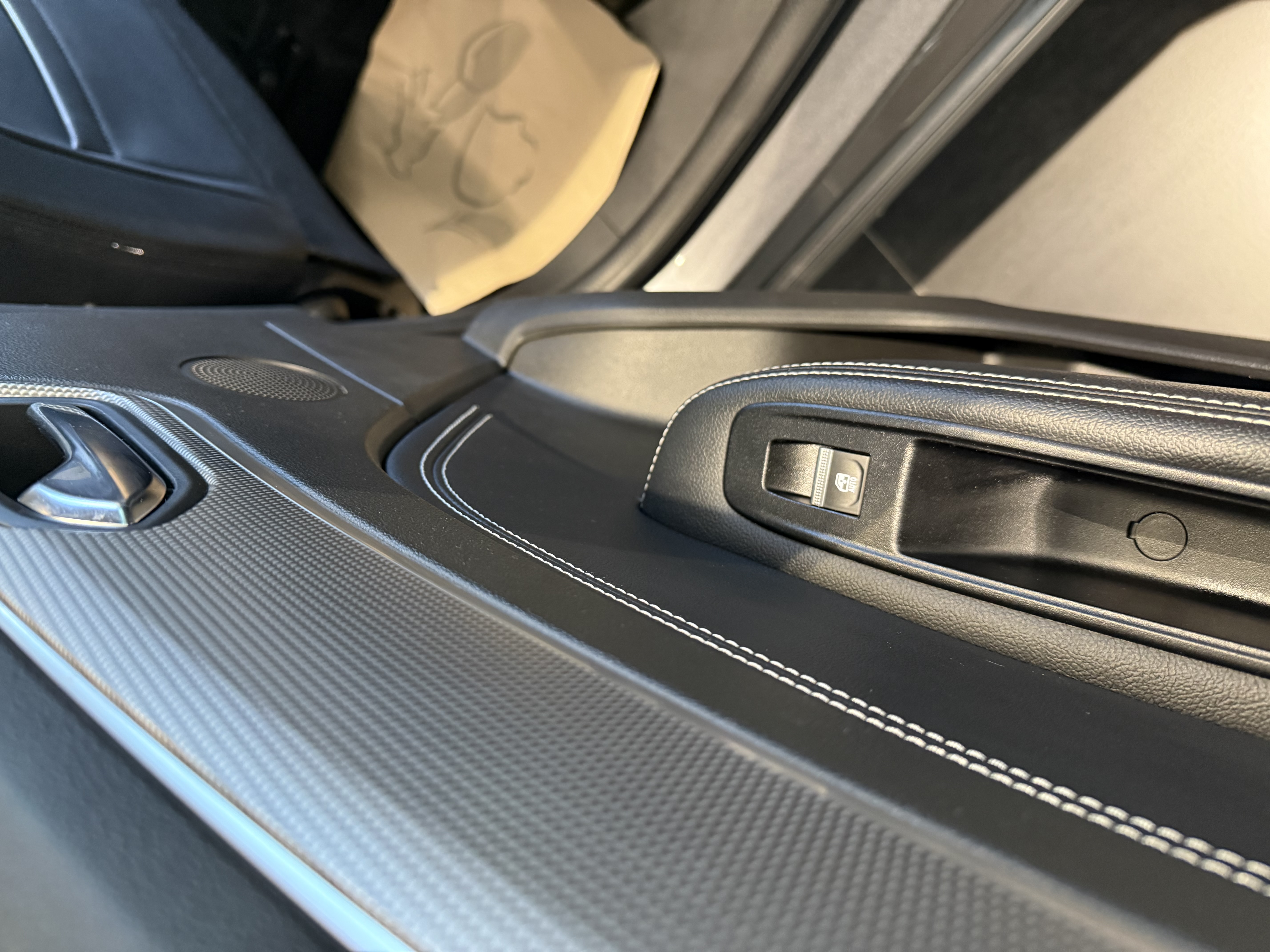Renault Arkana ETECH full hybrid 105kW145CV foto 15