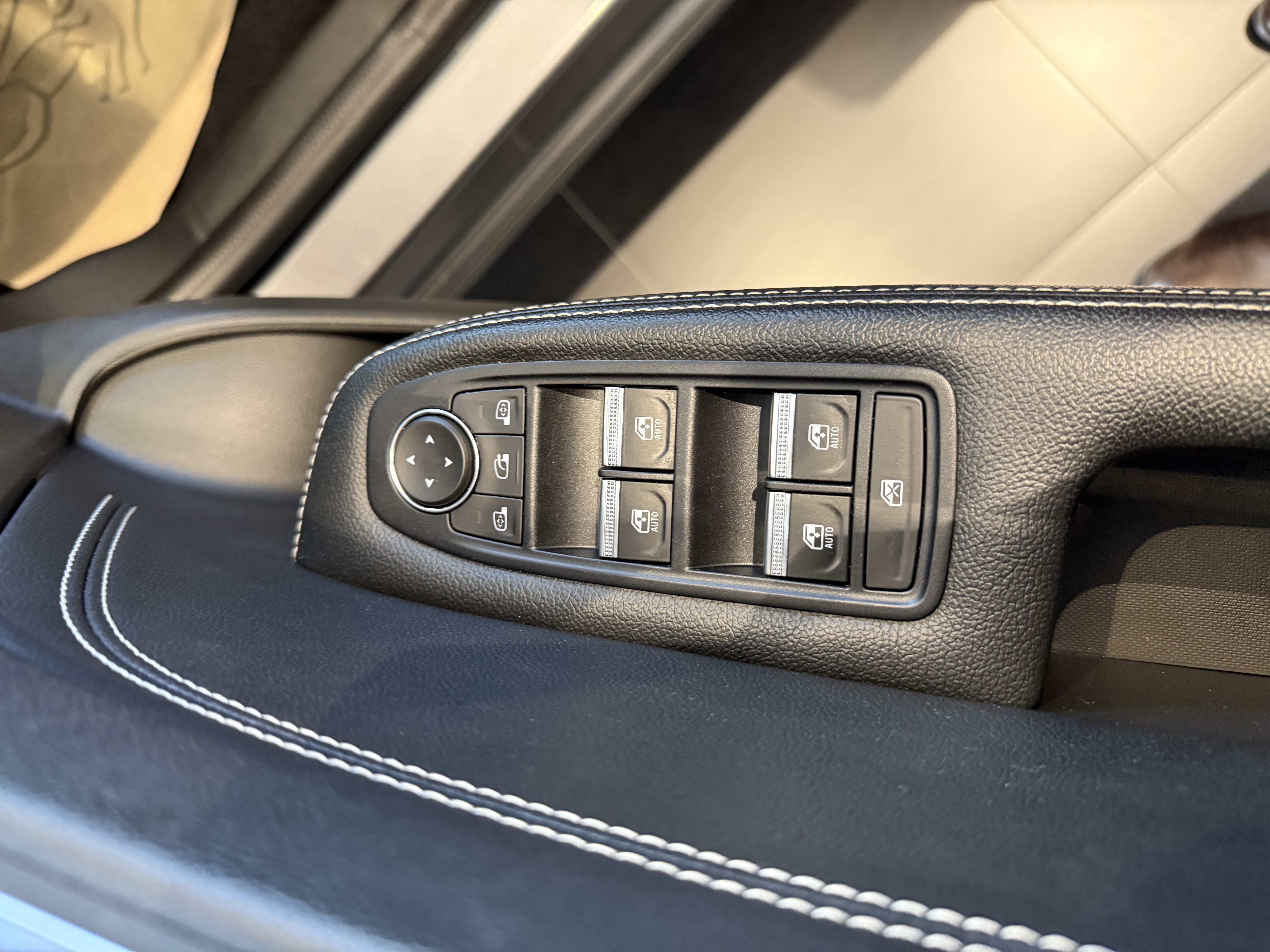 Renault Arkana ETECH full hybrid 105kW145CV foto 17