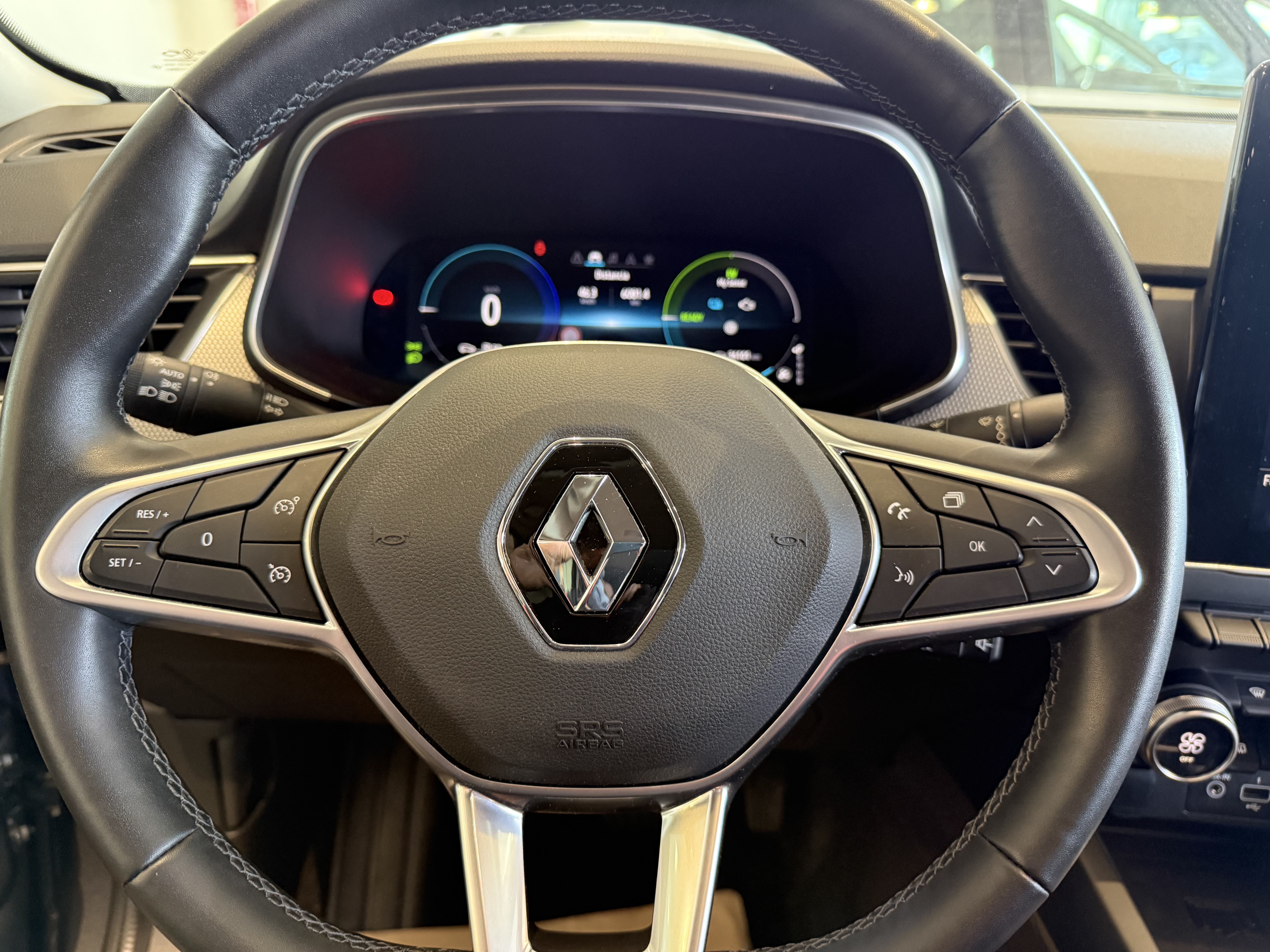 Renault Arkana ETECH full hybrid 105kW145CV foto 20