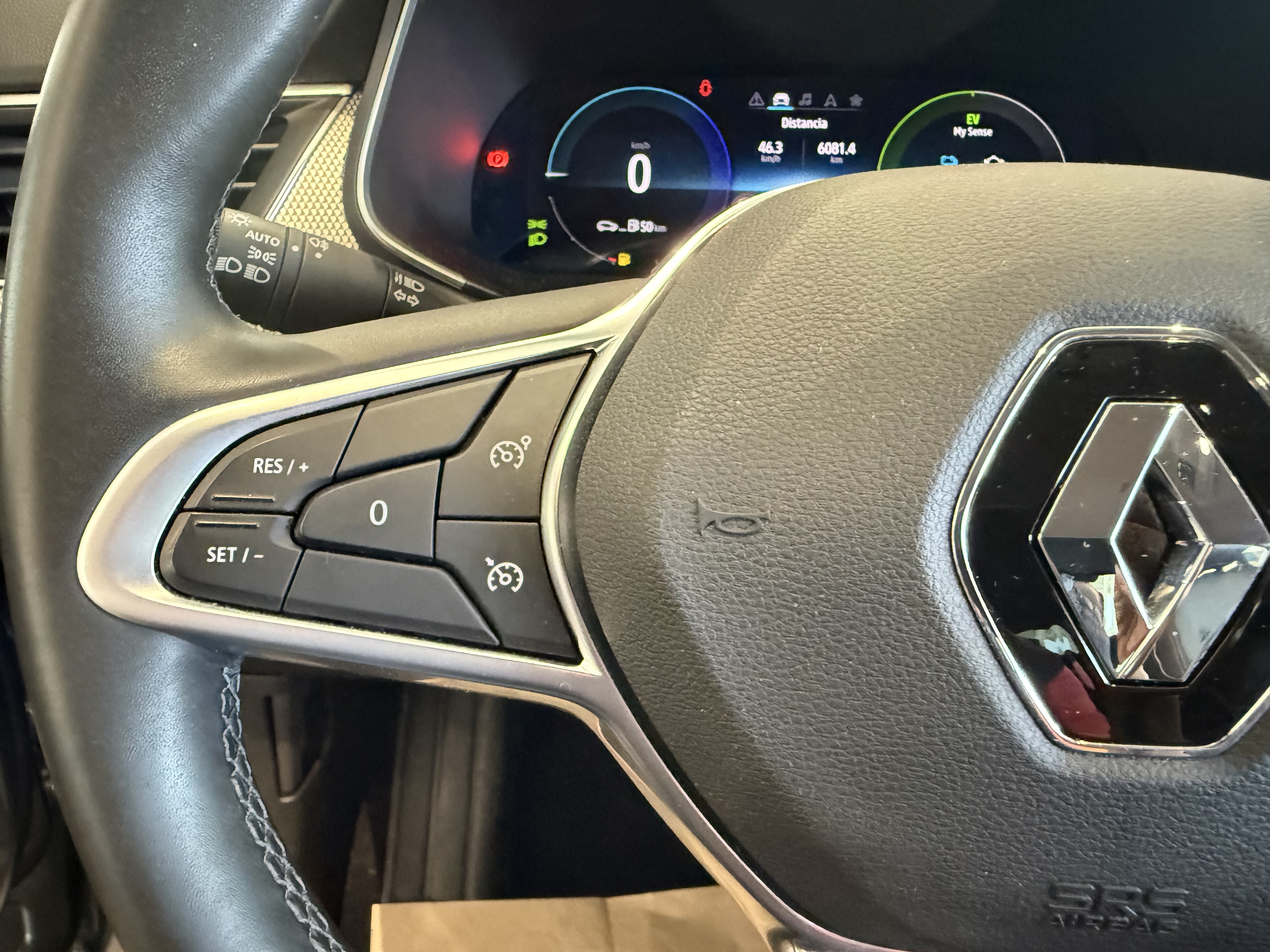 Renault Arkana ETECH full hybrid 105kW145CV foto 21
