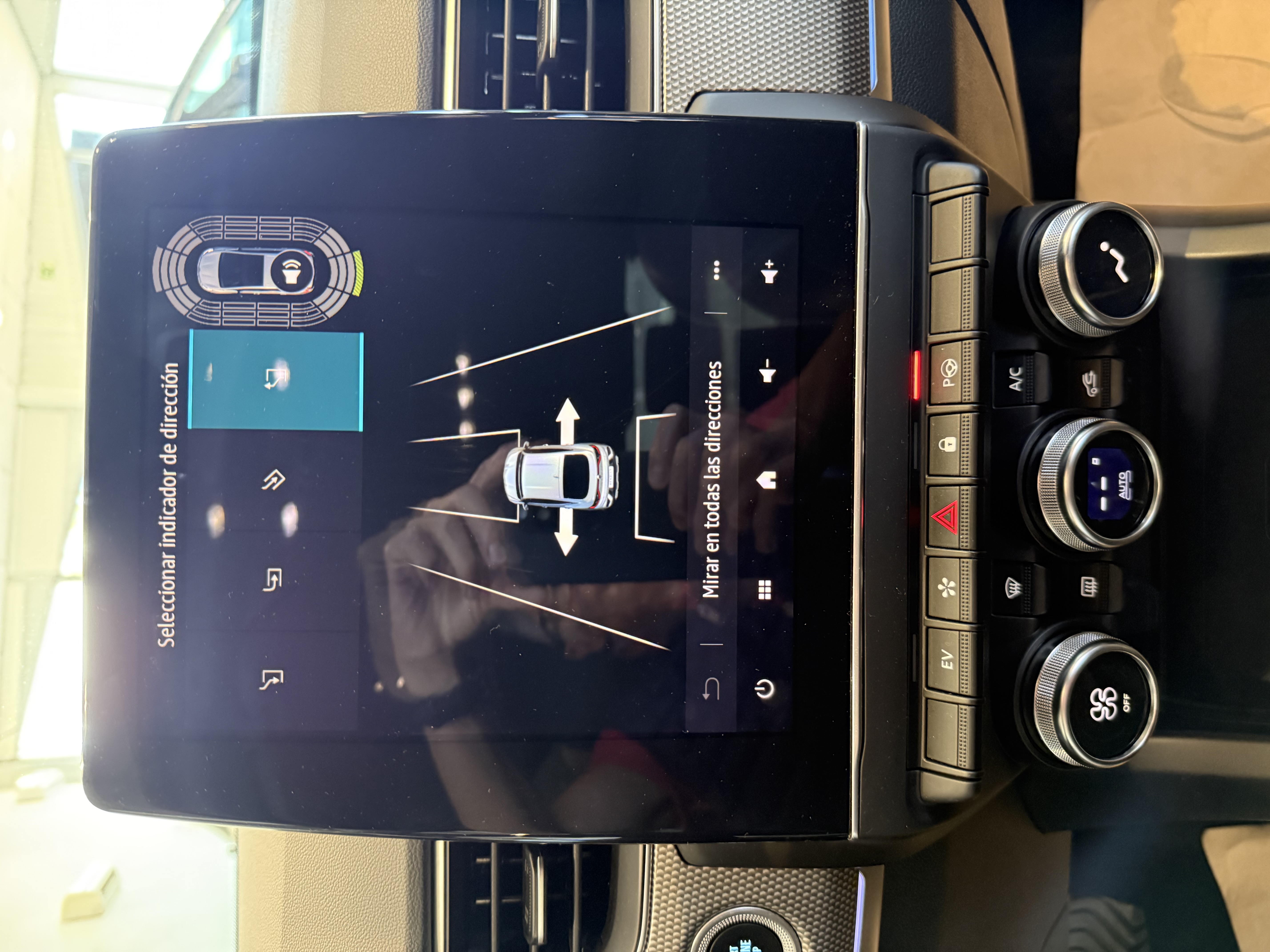 Renault Arkana ETECH full hybrid 105kW145CV foto 26
