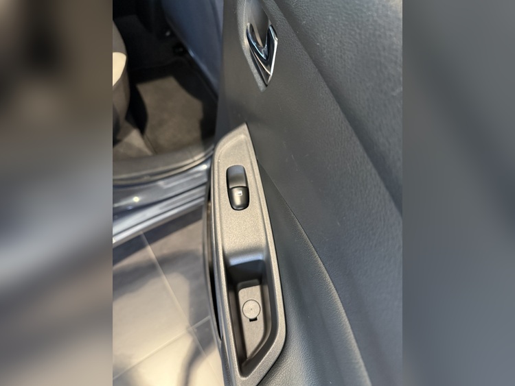 Nissan Micra  IGT 100 CV E6D Tekna foto 8