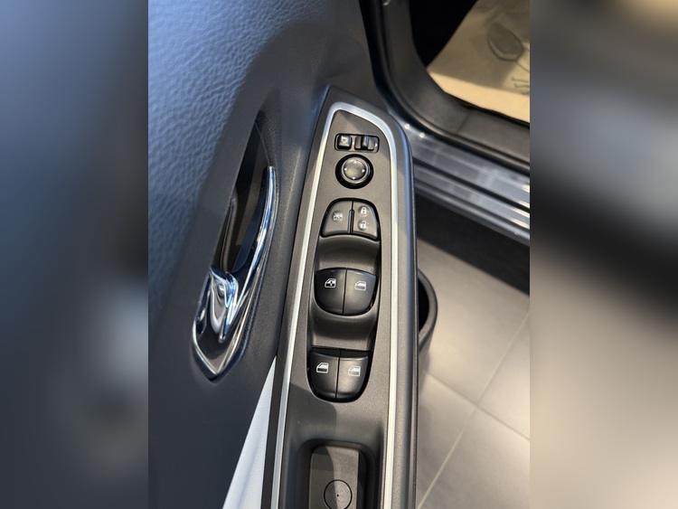 Nissan Micra  IGT 100 CV E6D Tekna foto 12