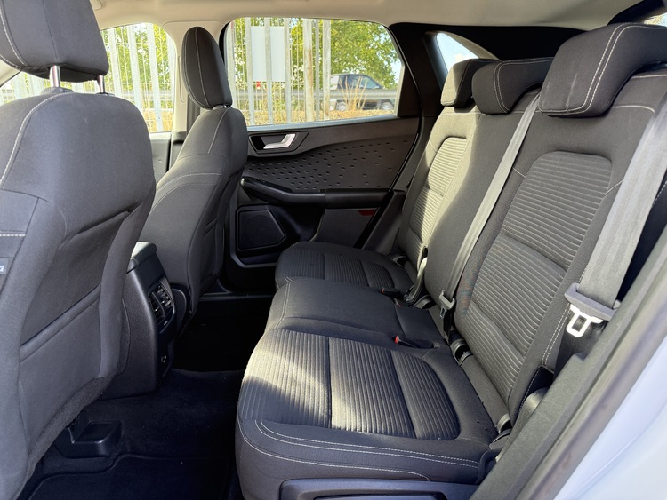 Ford Kuga Titanium 1.5 EcoBoost 150 cv. DIESEL foto 9