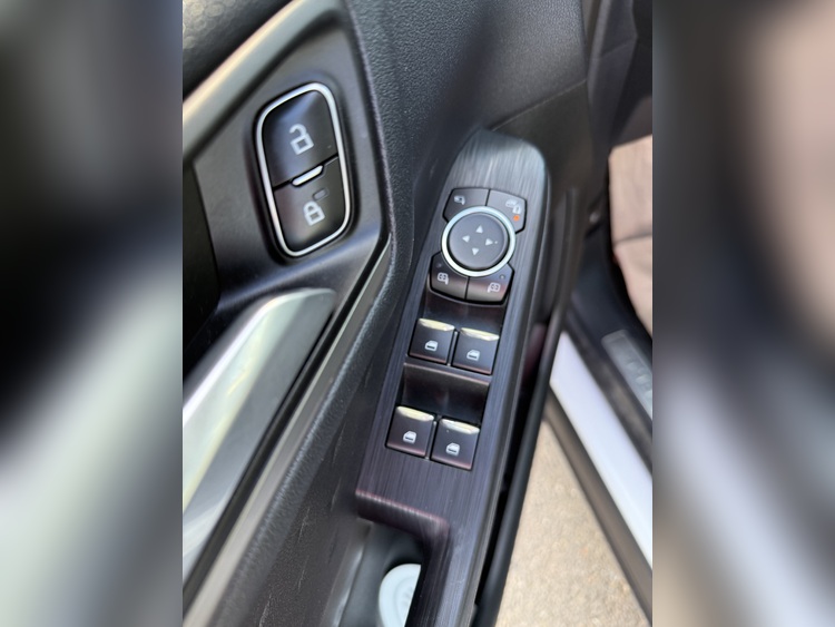 Ford Kuga Titanium 1.5 EcoBoost 150 cv. DIESEL foto 11