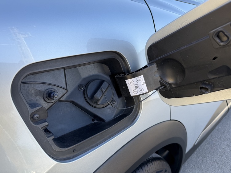 Renault Captur INTENS TCE 100cv. GASOLINA foto 21