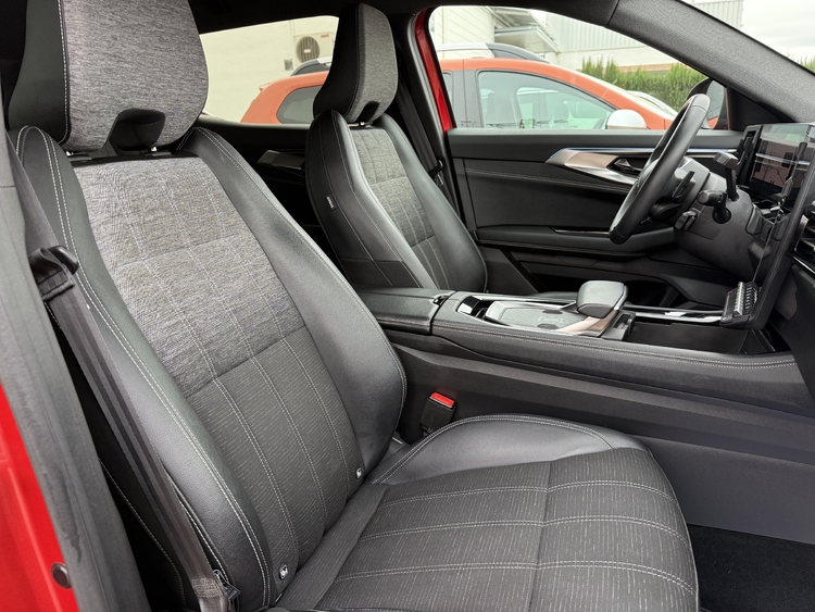 Renault Austral Techno ETech Full Hybrid 200cv. foto 22