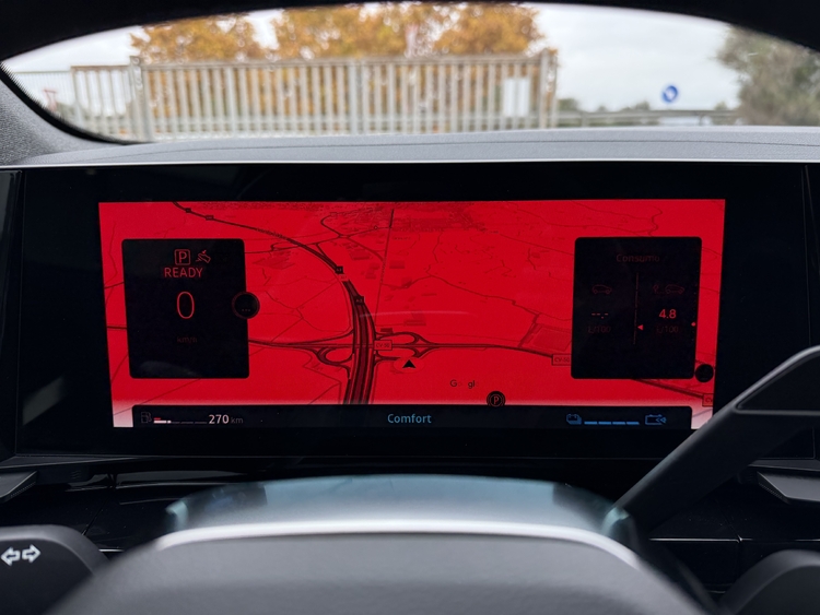 Renault Austral Techno ETech Full Hybrid 200cv. foto 30