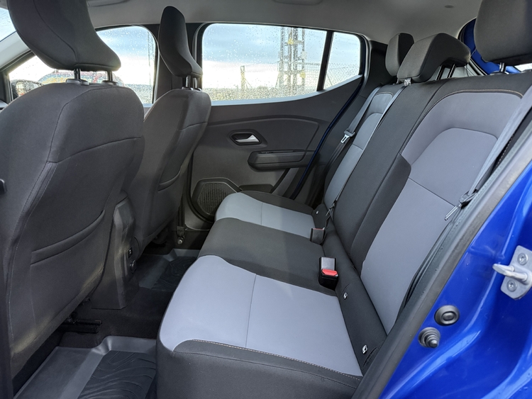 Dacia Sandero Stepway Extreme Go ECOG - 100cv. foto 10