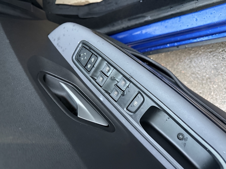 Dacia Sandero Stepway Extreme Go ECOG - 100cv. foto 14