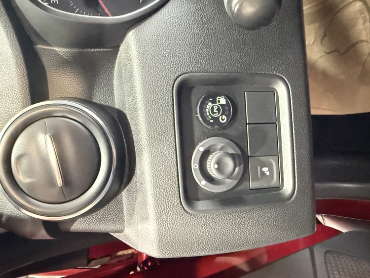 Dacia Duster Prestige TCE 74kW100CV GLP 4X2 foto 12