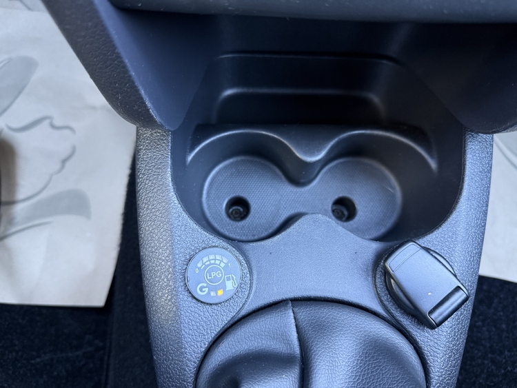 Dacia Sandero SL Aniversario TCE GLP 100cv. foto 31