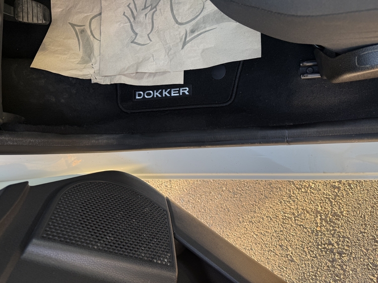 Dacia Dokker  ESSENTIAL DCI 75cv. DIESEL foto 16