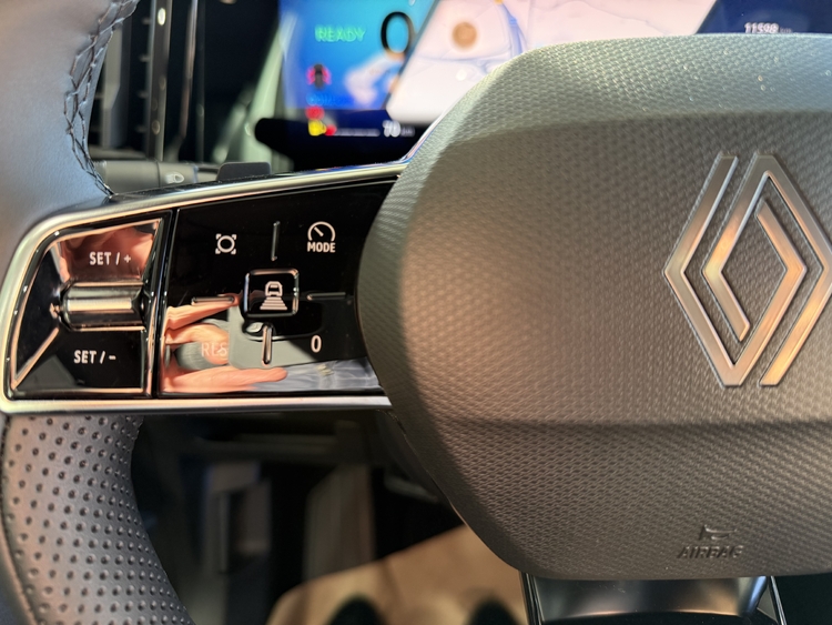 Renault Austral Techno ETech Full Hybrid 200cv. foto 25