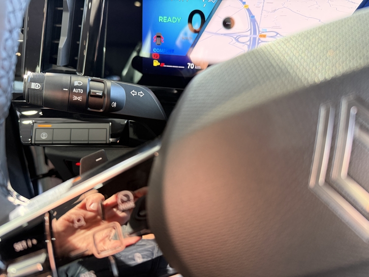 Renault Austral Techno ETech Full Hybrid 200cv. foto 27