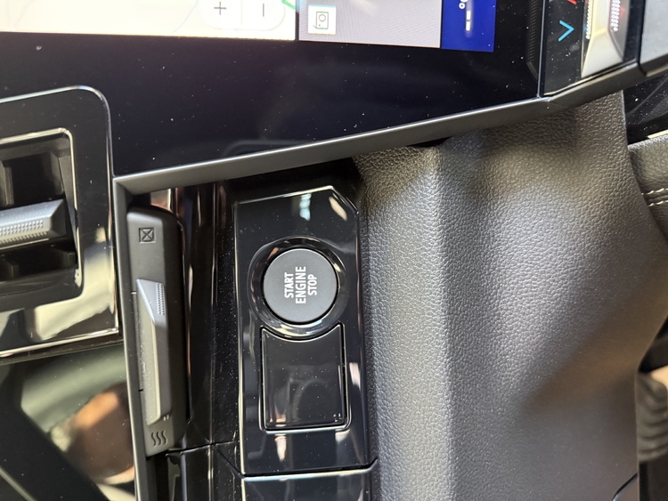 Renault Austral Techno ETech Full Hybrid 200cv. foto 30