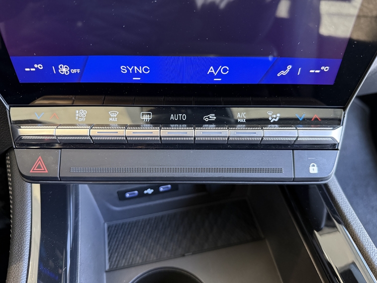 Renault Austral Techno ETech Full Hybrid 200cv. foto 36