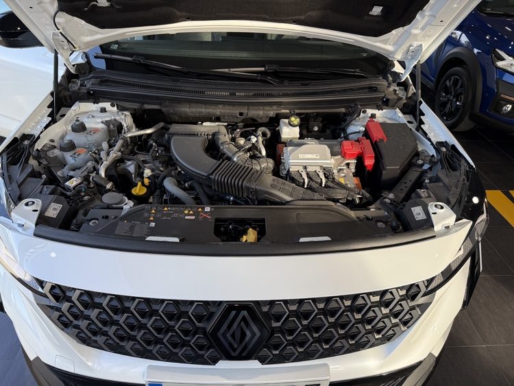 Renault Austral Techno ETech Full Hybrid 200cv. foto 43