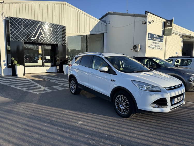 Ford Kuga 2.0 TDCi 140 4x2 Titanium foto 2