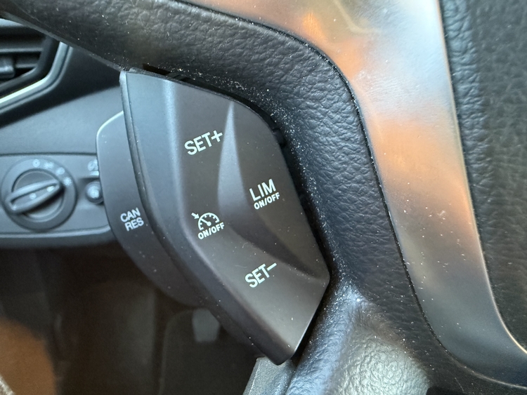 Ford Kuga 2.0 TDCi 140 4x2 Titanium foto 28