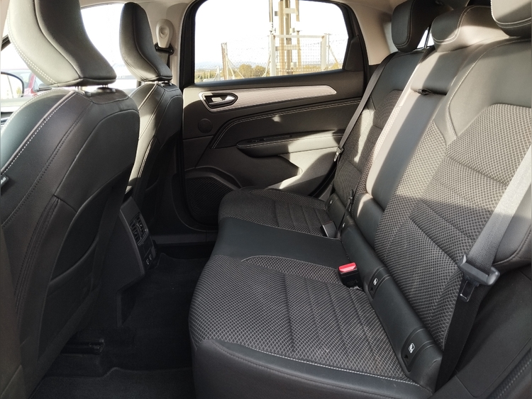 Renault Arkana Zen TCe 103kW140CV EDC mild hybrid foto 12