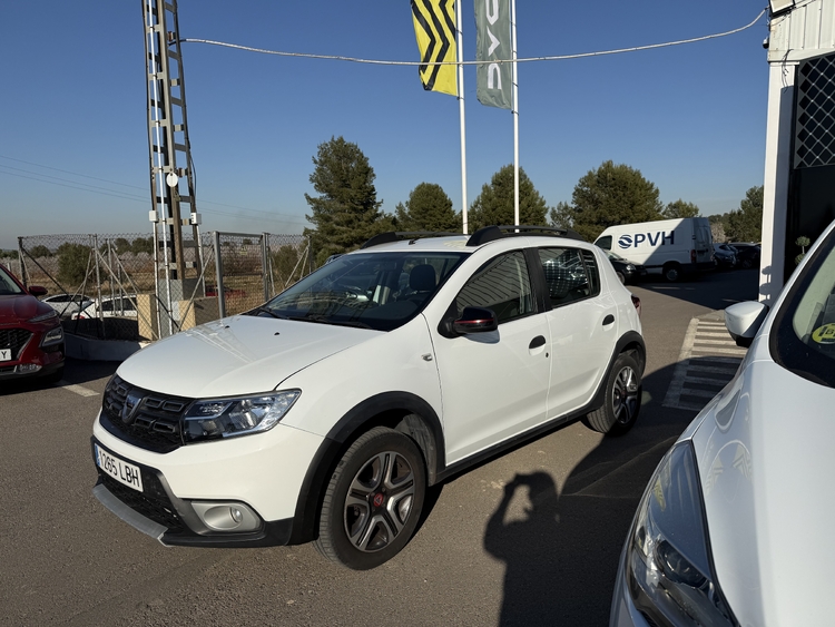 Dacia Sandero Stepway Serie Limitada Xplore TCE 90cv. foto 4