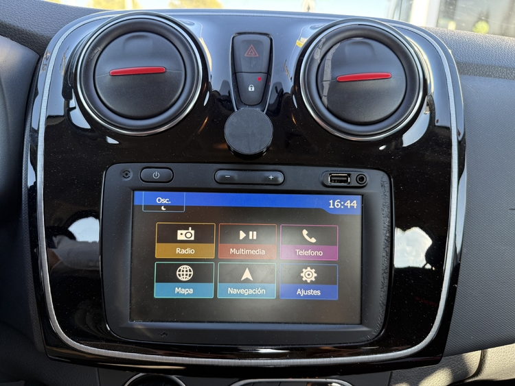 Dacia Sandero Stepway Serie Limitada Xplore TCE 90cv. foto 17