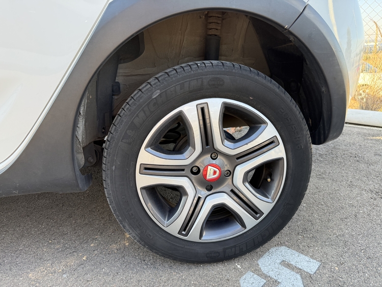 Dacia Sandero Stepway Serie Limitada Xplore TCE 90cv. foto 22