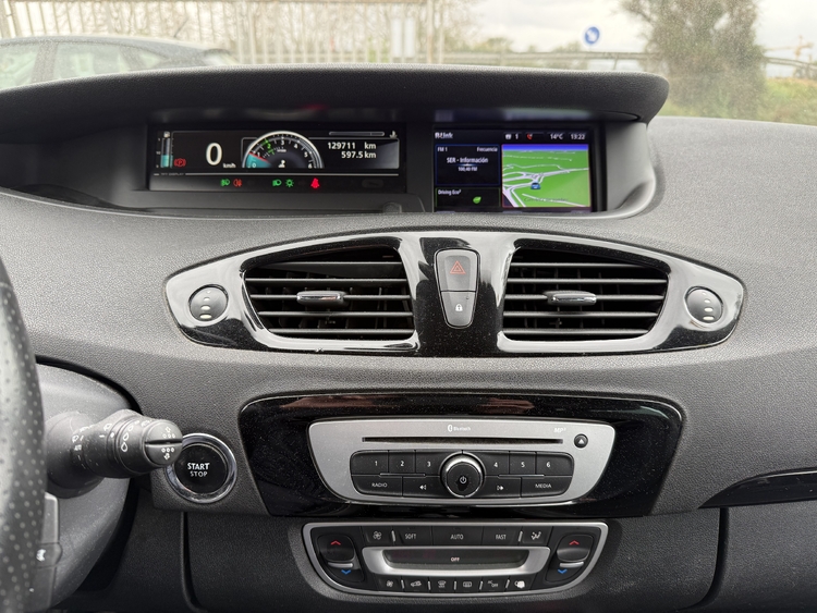 Renault Scenic BOSE dCi 110 Euro 6 foto 33