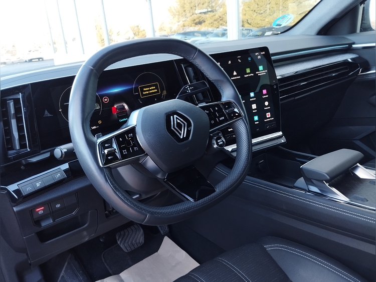 Renault Austral Techno ETech Full Hybrid 200cv foto 29