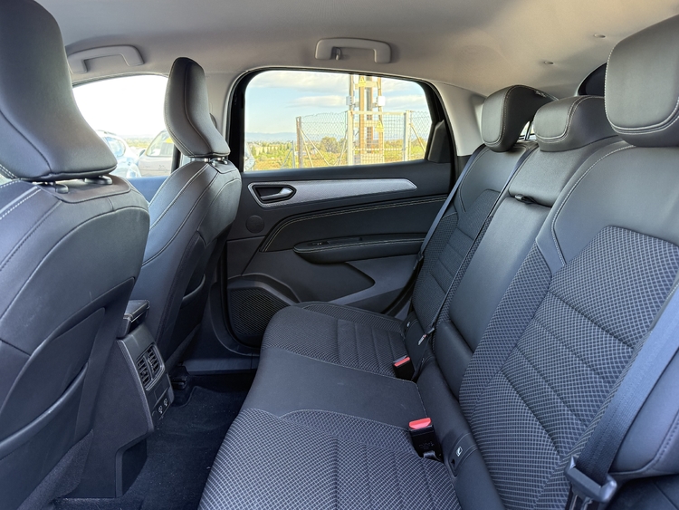 Renault Arkana Zen TCe 103kW140CV EDC mild hybrid foto 10