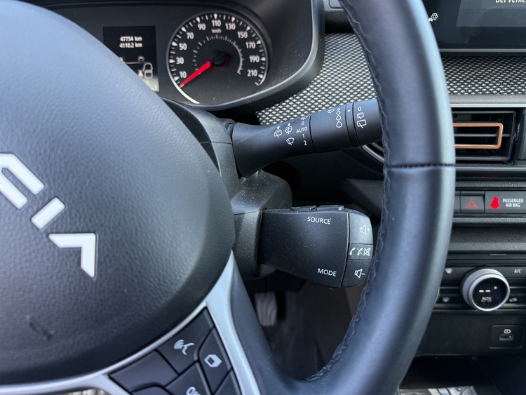 Dacia Sandero Stepway Stepway Expres. Go ECOG 100cv. foto 24