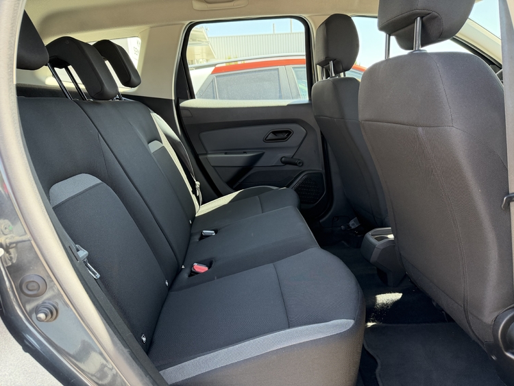 Dacia Duster EssentIAL Blue dCi 4X2 - 115cv. foto 17