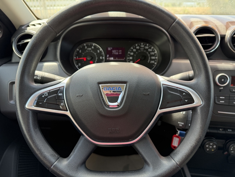 Dacia Duster EssentIAL Blue dCi 4X2 - 115cv. foto 20