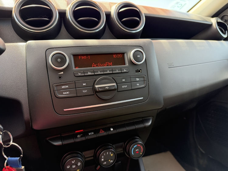 Dacia Duster EssentIAL Blue dCi 4X2 - 115cv. foto 28