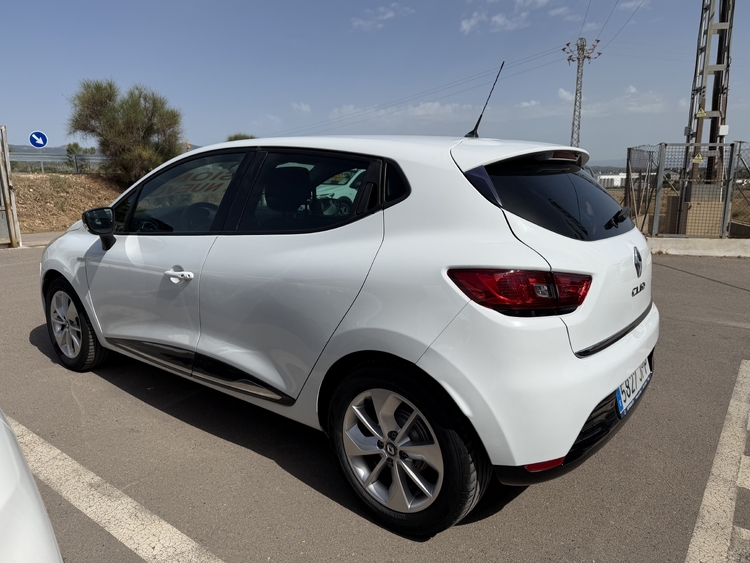 Renault Clio Limited Energy TCe - 90 cv-GASOLINA foto 6