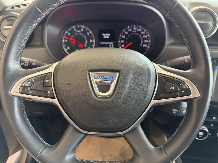 Dacia Duster Prestige TCE 4X2 GPF - 140 cv. GASOLINA foto 24