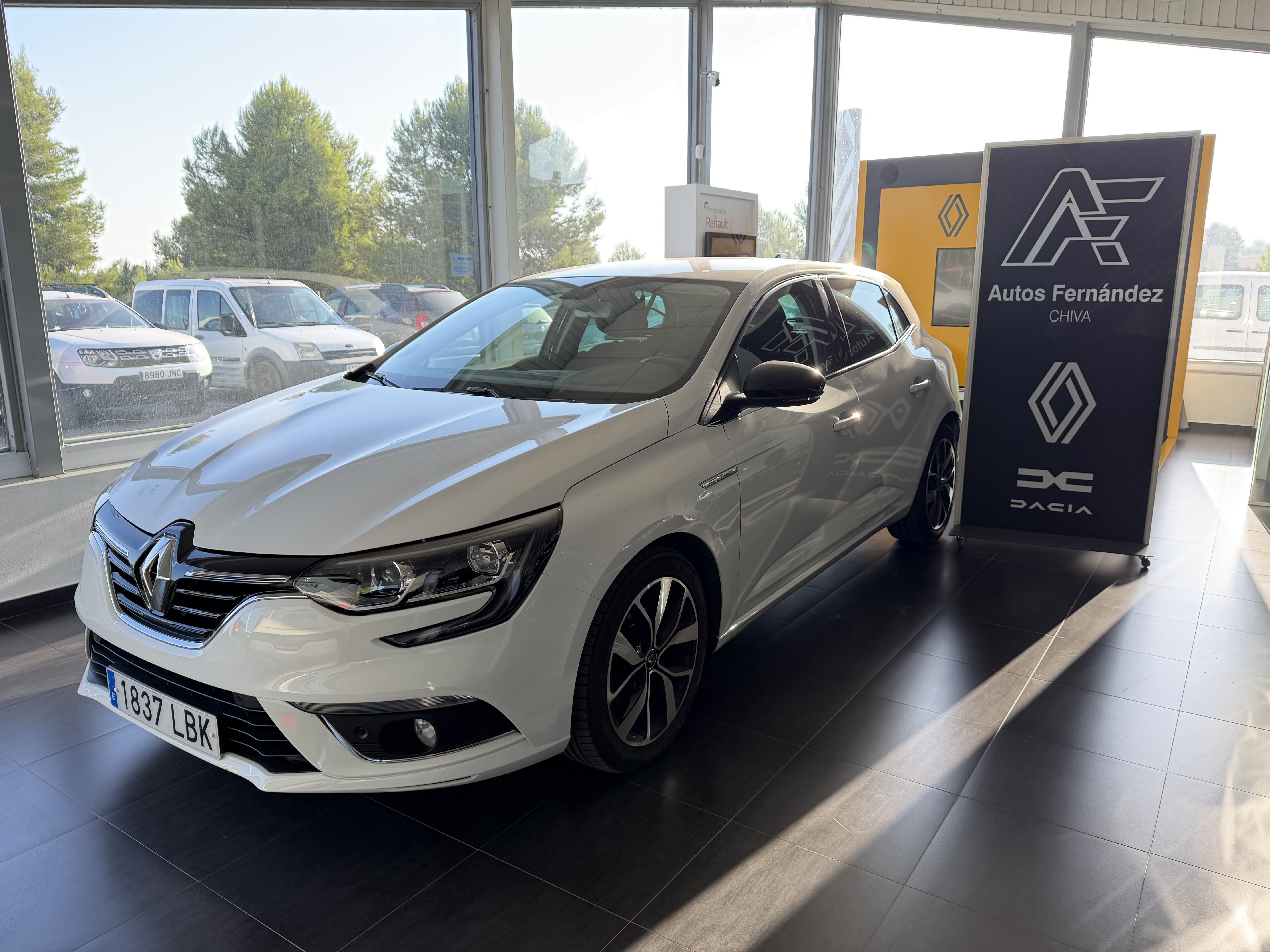 Renault Megane Limited + 1.5 DIESEL 115cv.  foto 4