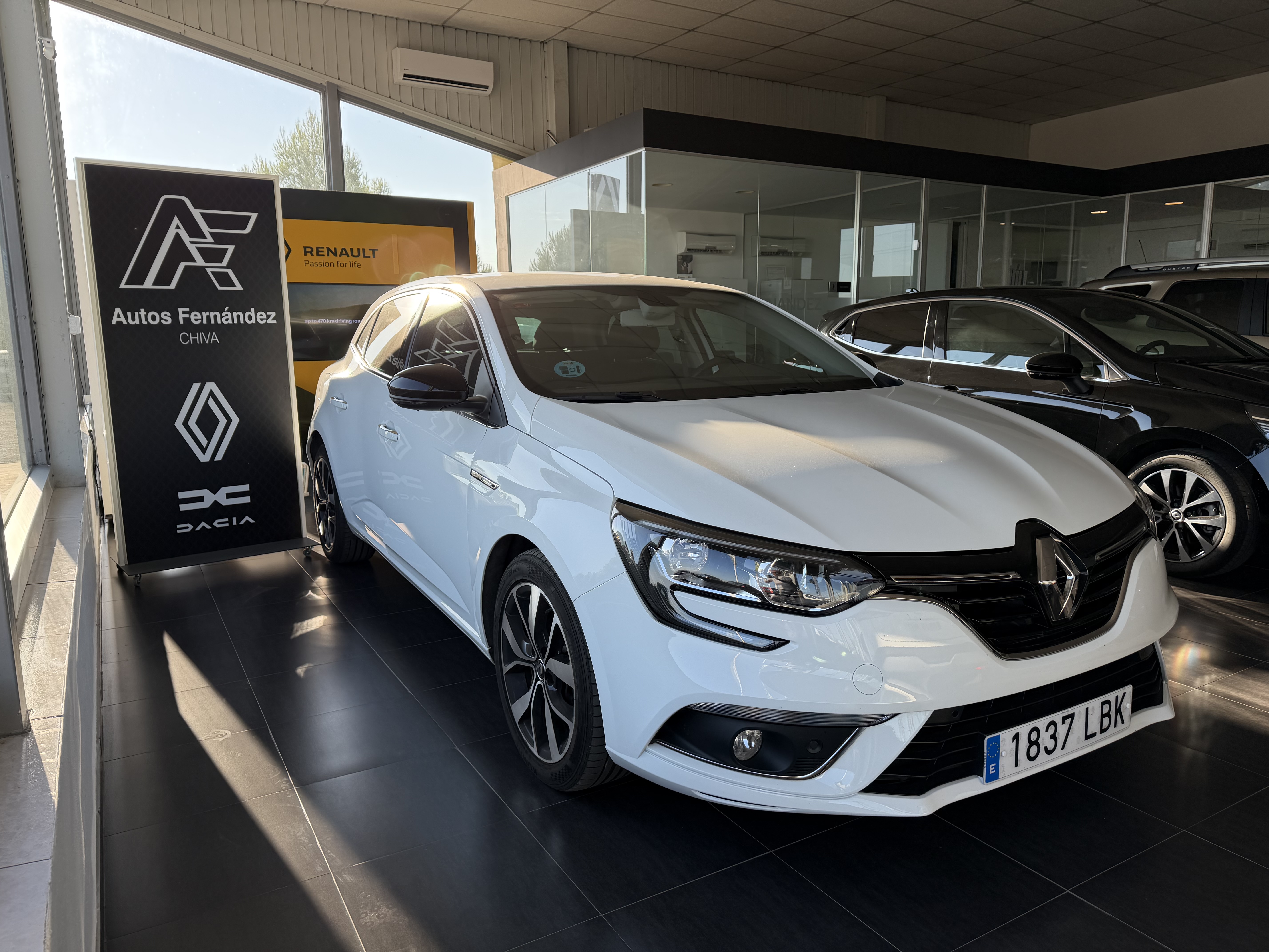 Renault Megane Limited + 1.5 DIESEL 115cv.  foto 2