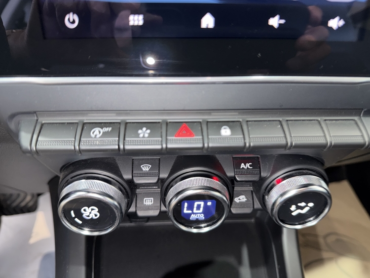 Renault Arkana Zen TCe 140CV EDC Mild Hybrid foto 23