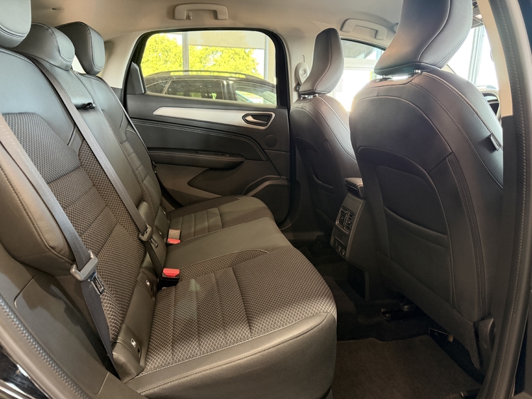 Renault Arkana Zen TCe 140CV EDC Mild Hybrid foto 32